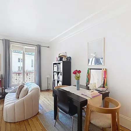 Charming Near The Eiffel Tower Apartament